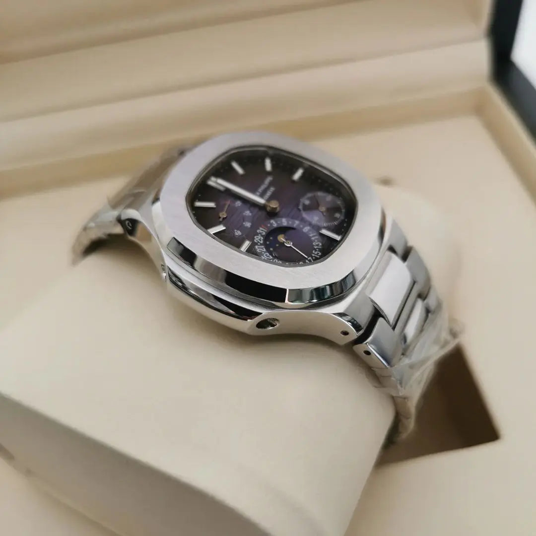 Patek P. Nautilus