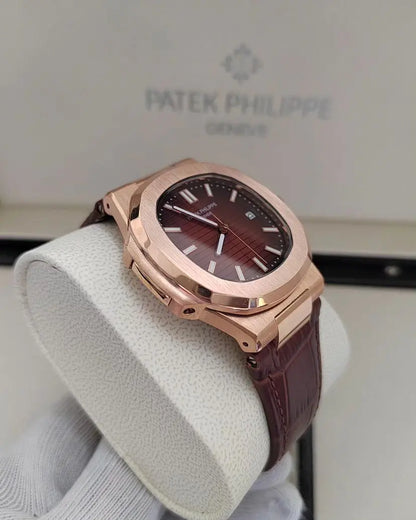 Patek P. Nautilus Couro
